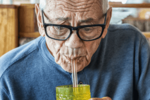 drinking-water-with-straw